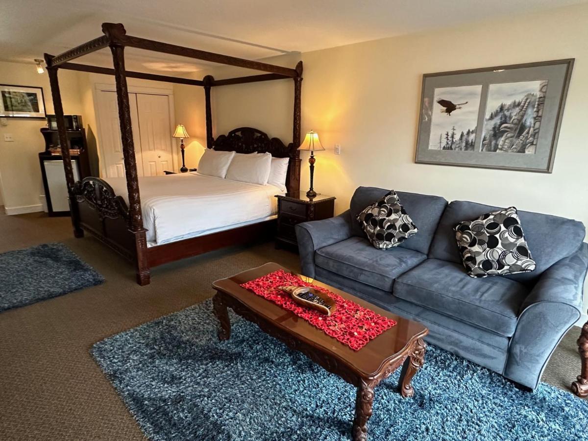 Bayshore Waterfront Inn Ucluelet Buitenkant foto